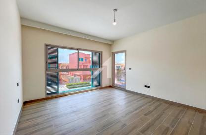 Townhouse - 5 Bedrooms - 6 Bathrooms for rent in Nice - Damac Lagoons - Dubai
