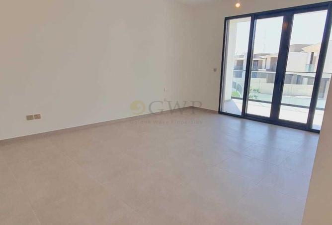 106852081 - Property Image 3