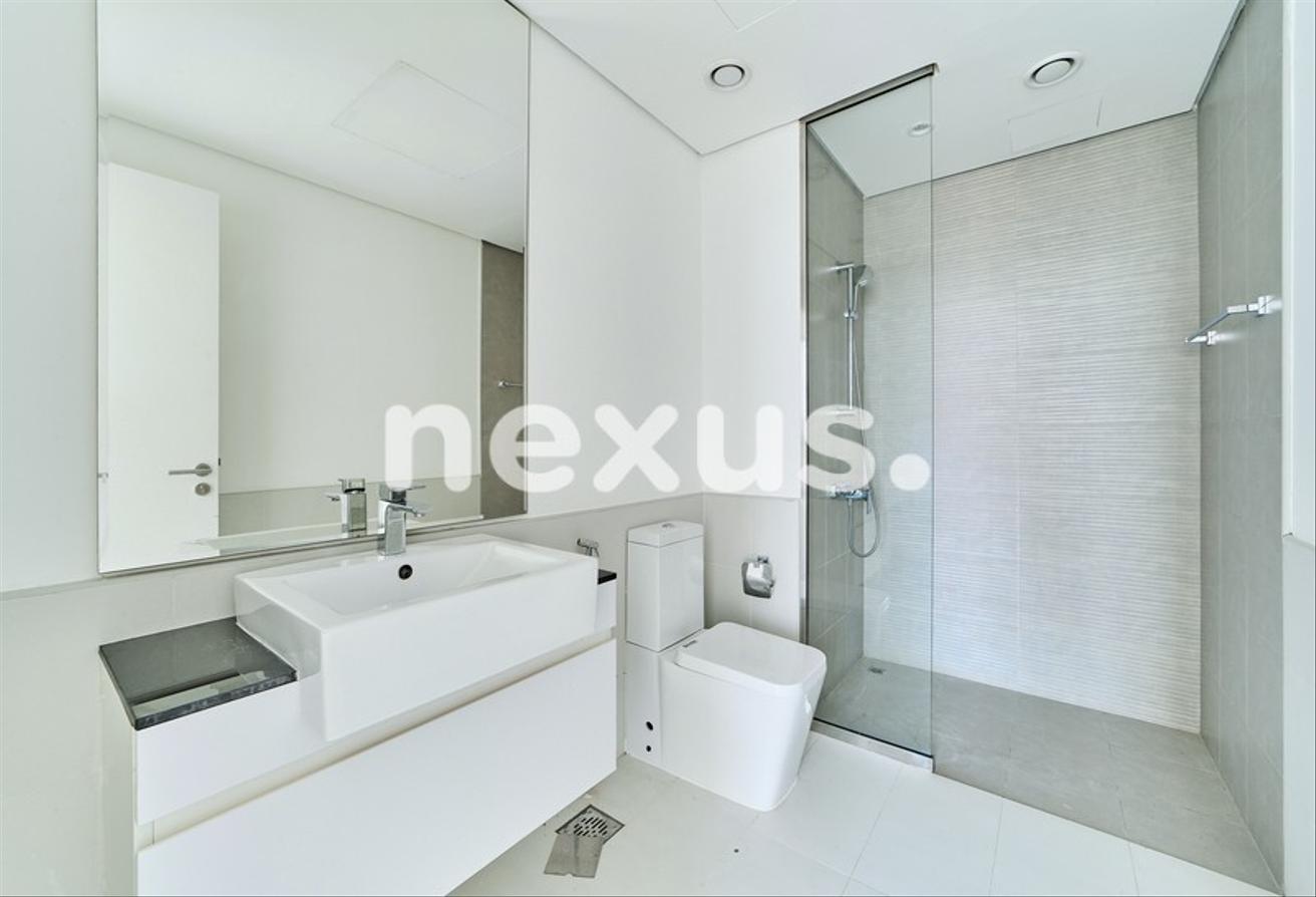 Park View | Vacant | Spacious | Lowest price photo 6