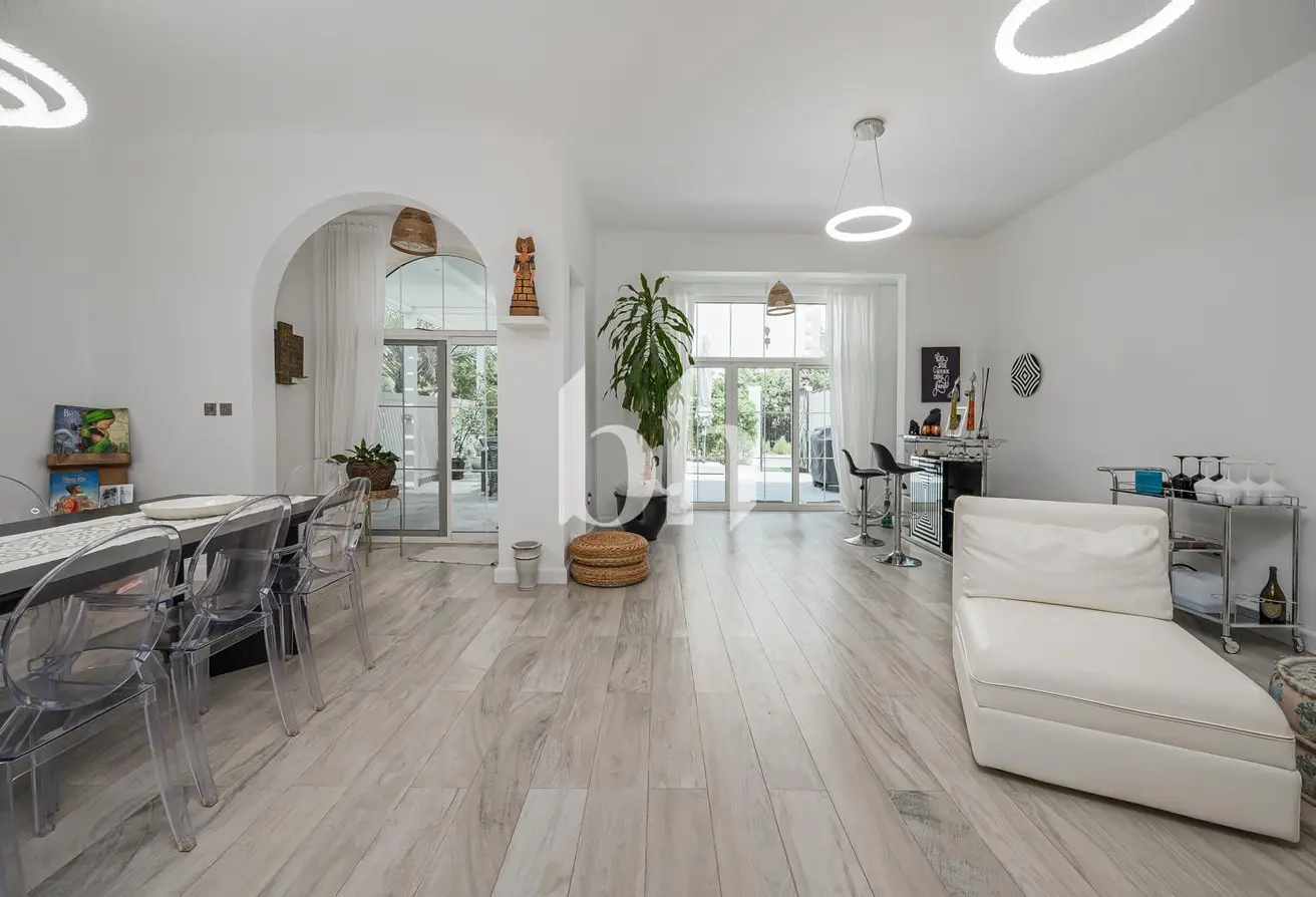 154592374 - Property Main Image