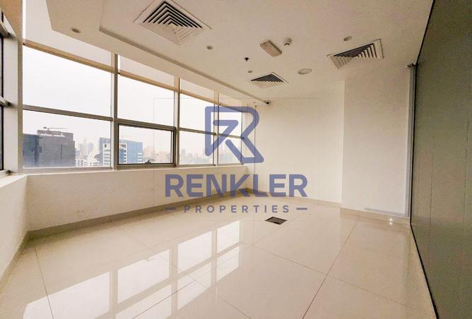 54399003 - Property Image 3