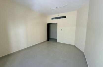 Apartment - 2 Bedrooms - 2 Bathrooms for rent in Bu Tina - Al Sharq - Sharjah