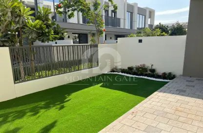 تاون هاوس - 3 غرف نوم - 4 حمامات للايجار في أورا جاردنز - تلال الغاف - دبي