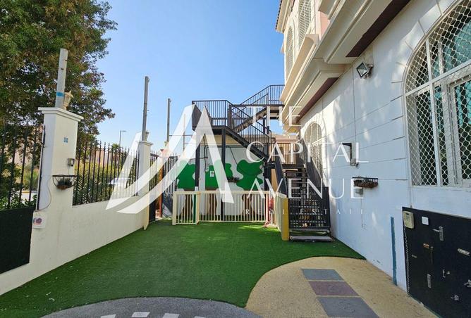 58184030 - Property Image 2