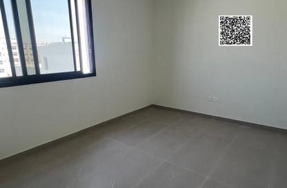 Whole Building - 7+ - 7+ for sale in Al Jurf Industrial 2 - Al Jurf Industrial - Ajman Whole Building - 7+ - 7+ for sale in Al Jurf Industrial 2 - Al Jurf Industrial - Ajman