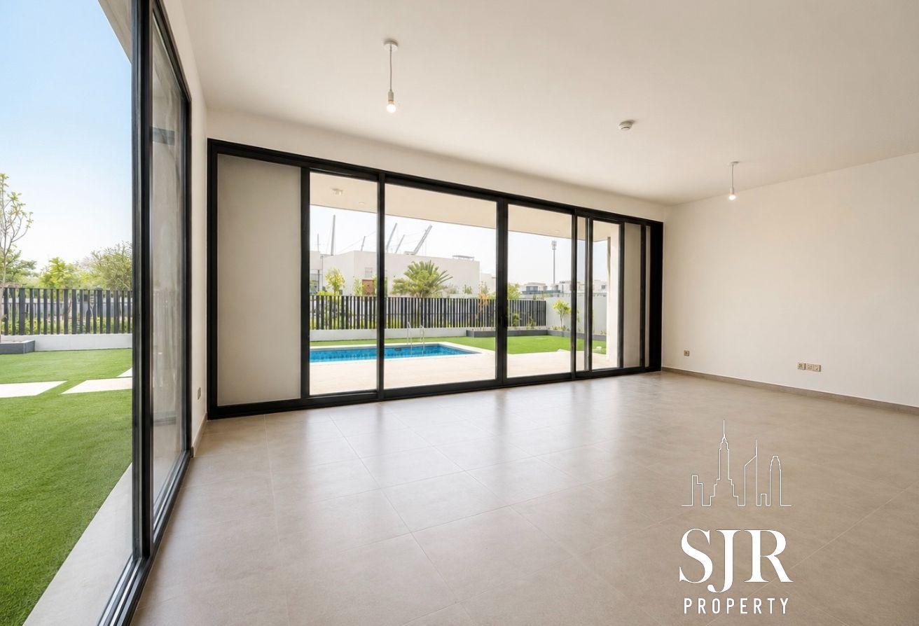 13months| 4BR | Pool | Large Plot | Near Clubhouse photo 7