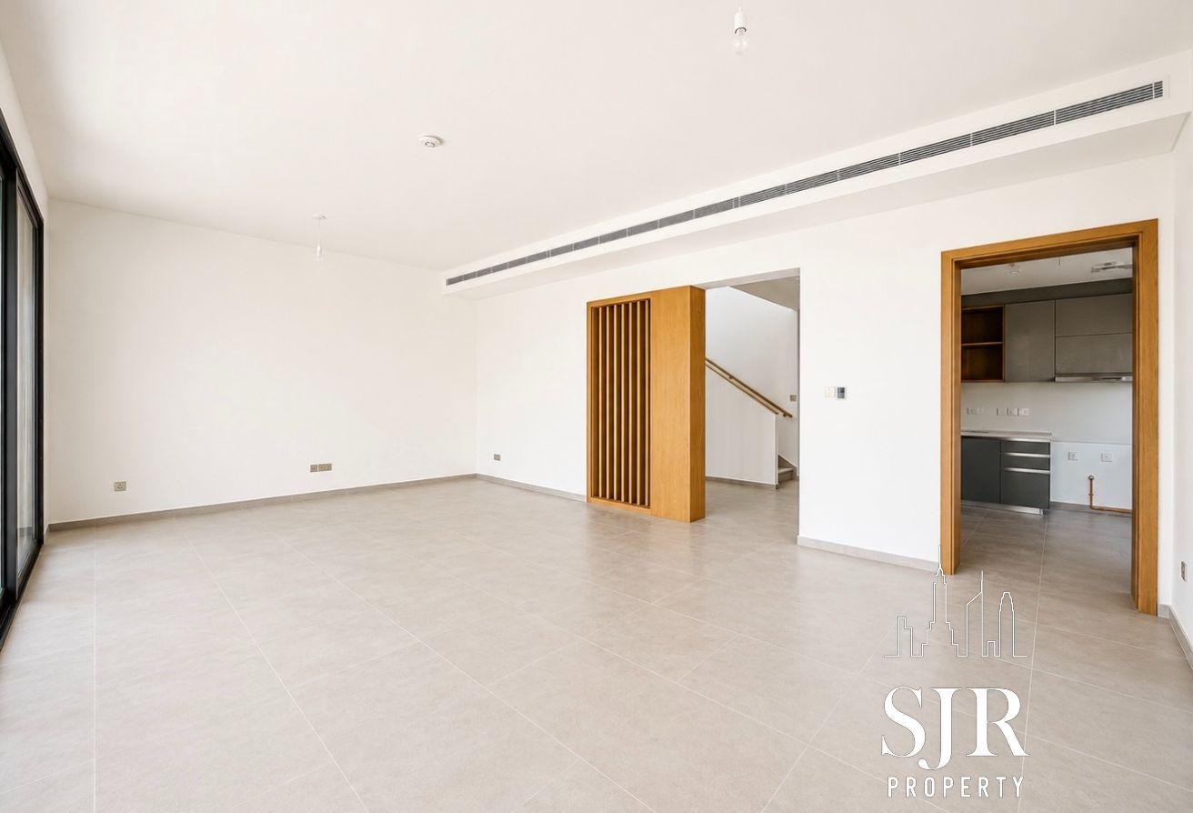 13months| 4BR | Pool | Large Plot | Near Clubhouse photo 10