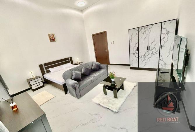 102837812 - Property Image 3