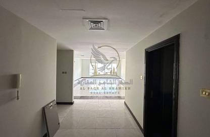 Apartment - 4 - 5 for rent in Marbella Resort - Al Majaz 1 - Al Majaz - Sharjah