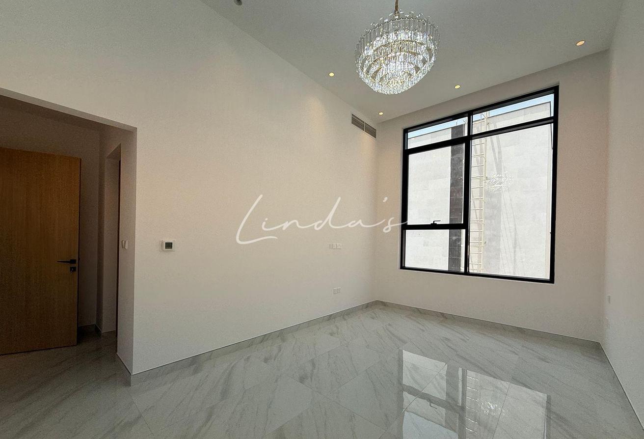 Massive Villa | Prime Location | Reduced Rent photo 23