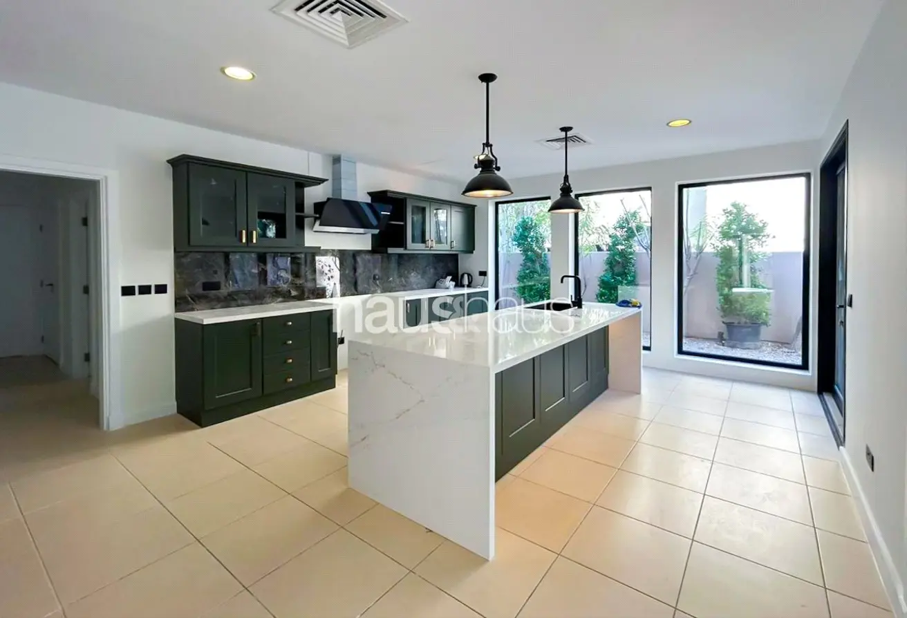 158683824 - Property Main Image