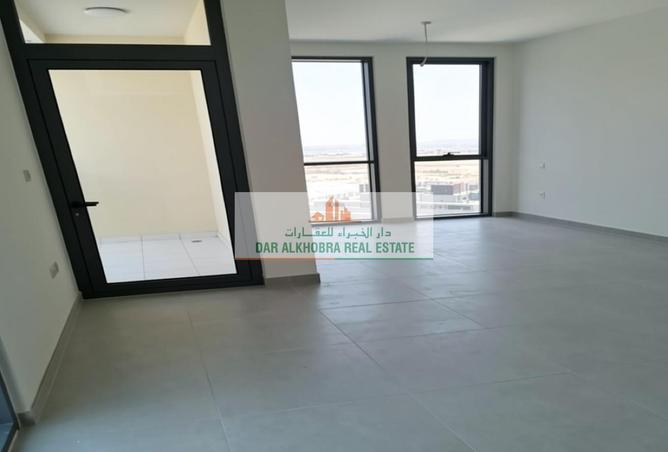 114596108 - Property Image 2
