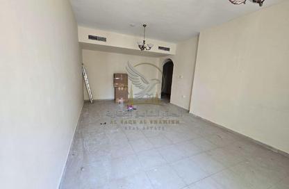Apartment - 1 - 2 for rent in Al Qulaya'ah - Al Sharq - Sharjah