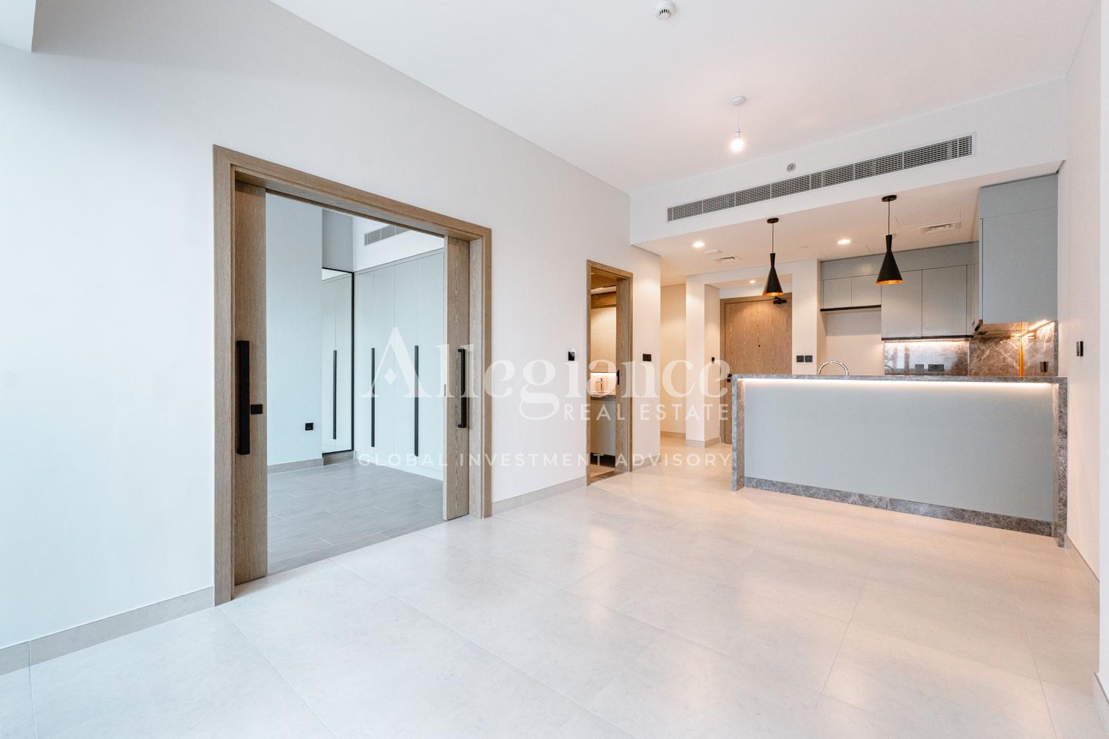 Vacant | Golf Course Views | Spacious Layout — view 2