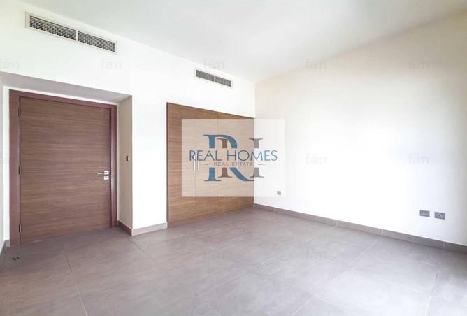 110972900 - Property Image 2