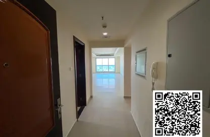 شقة - 2 غرف نوم - 4 حمامات للبيع في برج الكورنيش - طريق كورنيش عجمان - عجمان