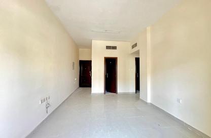Apartment - 1 - 2 for rent in Muwaileh 29 Building - Muwaileh - Sharjah