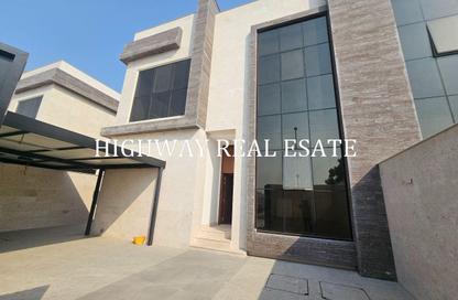Villa - 4 Bedrooms - 5 Bathrooms for rent in Al Jazzat - Al Riqqa - Sharjah