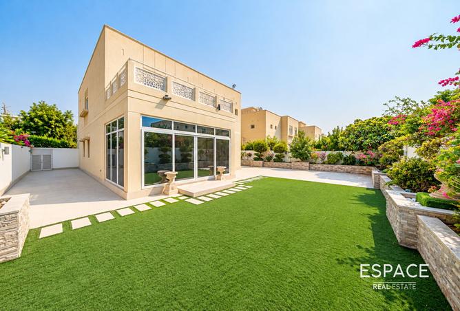 Vacant | 4 Bedroom | Immaculate Condition