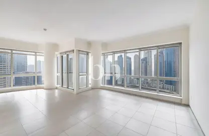Apartment - 2 Bedrooms - 2 Bathrooms for rent in Al Majara 2 - Al Majara Towers - Dubai Marina - Dubai