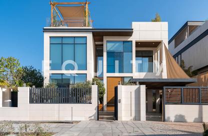 Villa - 5 Bedrooms - 6 Bathrooms for sale in La Mer South Island - La Mer - Jumeirah - Dubai