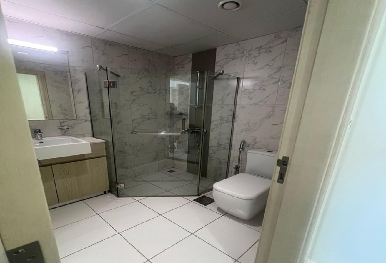 Bright 1 Br | High Floor | Ready To Move photo 11