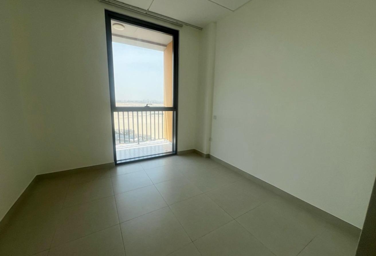 Bright 1 Br | High Floor | Ready To Move photo 5