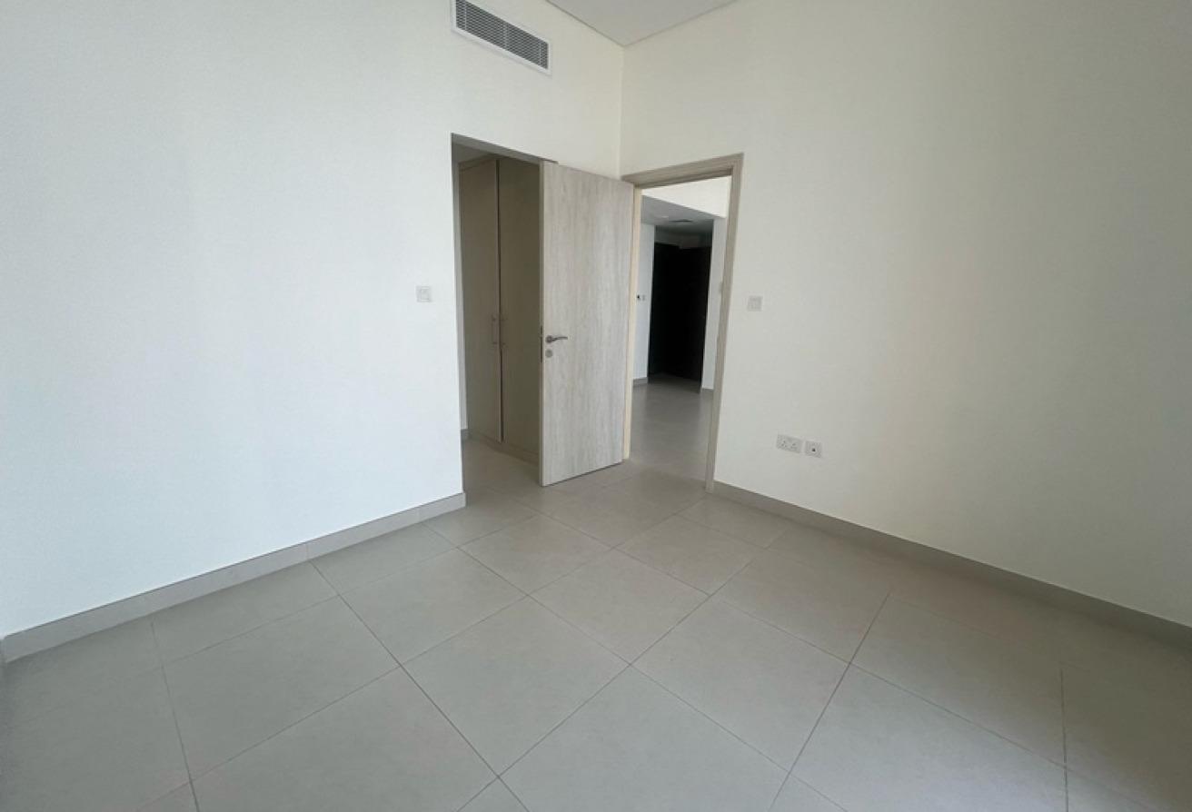 Bright 1 Br | High Floor | Ready To Move photo 6