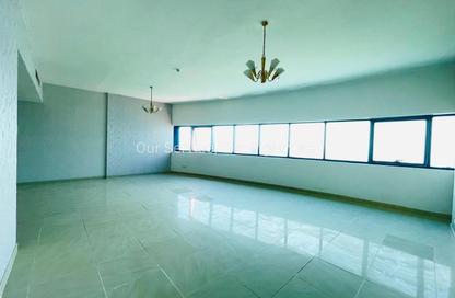 Apartment - 3 Bedrooms - 4 Bathrooms for rent in New Al Taawun Road - Al Taawun - Sharjah
