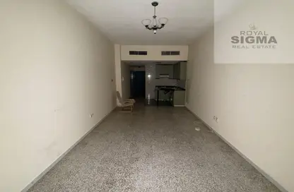 Apartment - 1 Bathroom for rent in Mankhool Building - Al Mankhool - Bur Dubai - Dubai