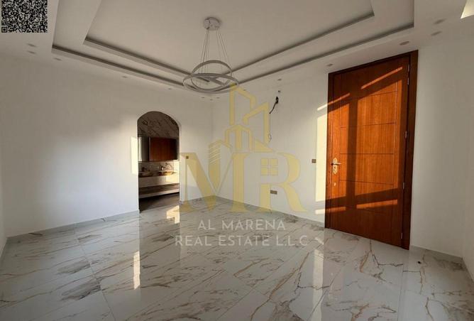 87032589 - Property Image 3