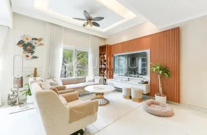 Townhouse - 3 Bedrooms - 4 Bathrooms for sale in Amaranta 1 - Amaranta - Villanova - Dubai