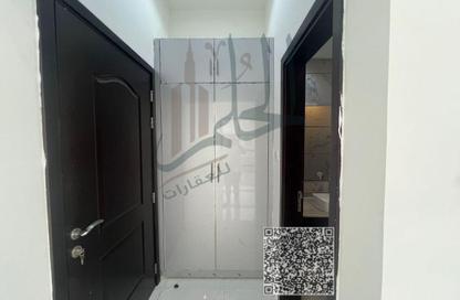 Villa - 5 Bedrooms - 2 Bathrooms for rent in Al Yasmeen 1 - Al Yasmeen - Ajman