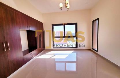 Apartment - 3 Bedrooms - 4 Bathrooms for rent in Jumeirah Garden Building 4 - Jumeirah Garden City - Al Satwa - Dubai