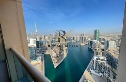 شقة - 2 غرف نوم - 2 حمامات للايجار في برج تشرشل السكني - أبراج تشرشل - الخليج التجاري - دبي