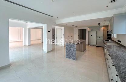 Villa - 3 Bedrooms - 4 Bathrooms for sale in Regional Small - Regional - Jumeirah Park - Dubai