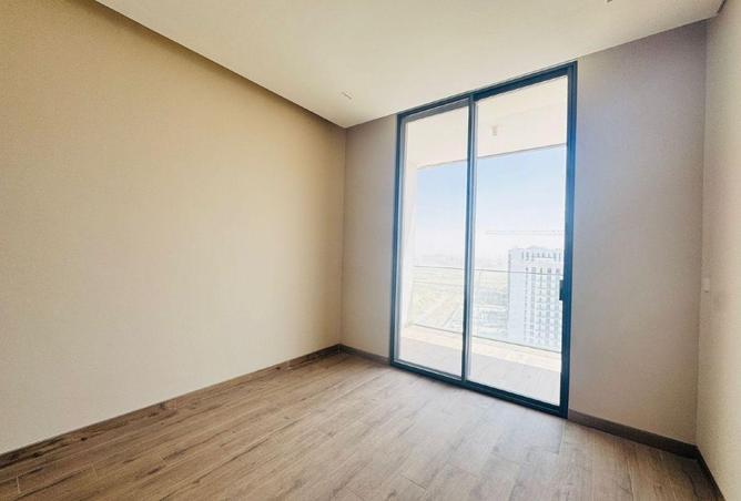 74233800 - صورة العقار 2