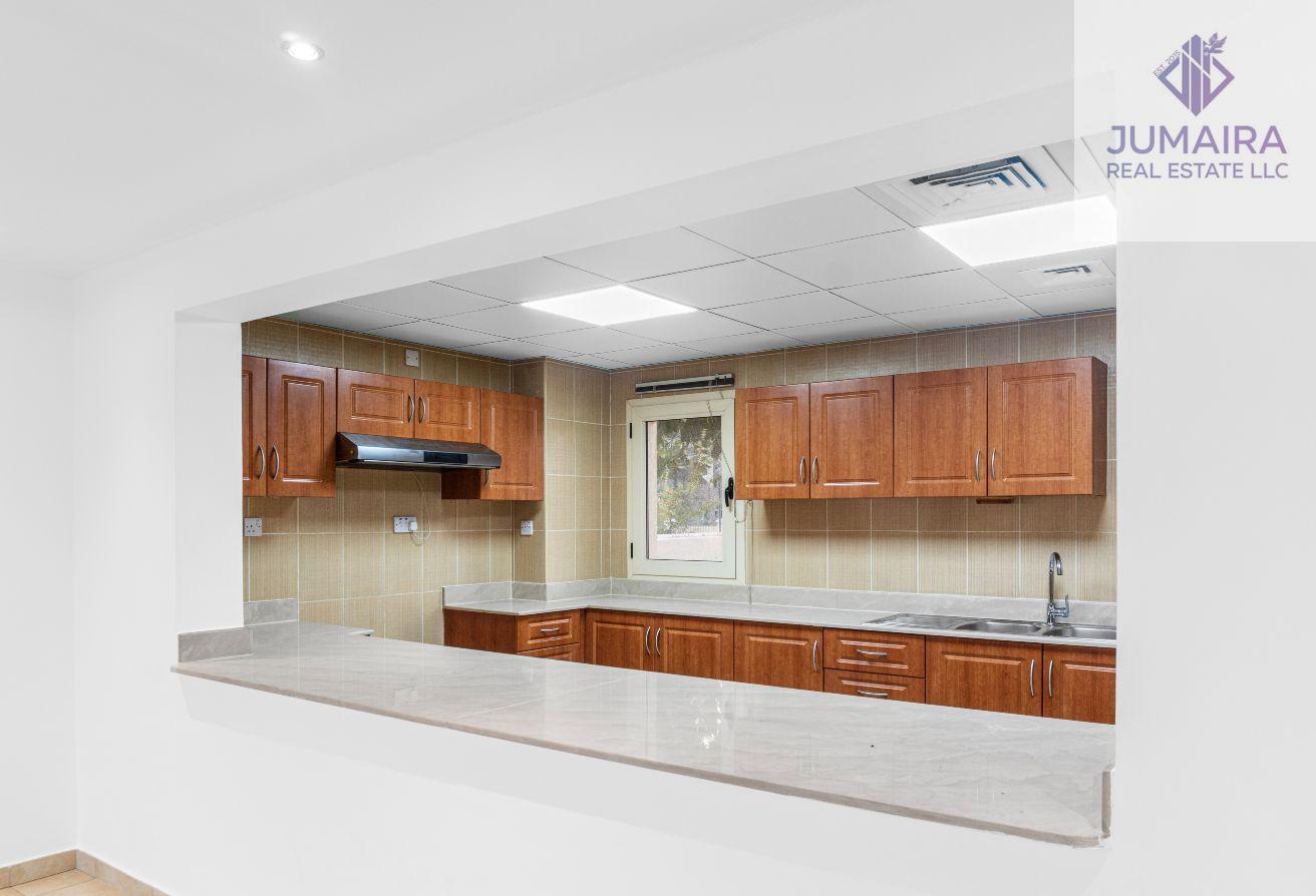 4 Bedroom Townhouse | Private Pool | For Sale