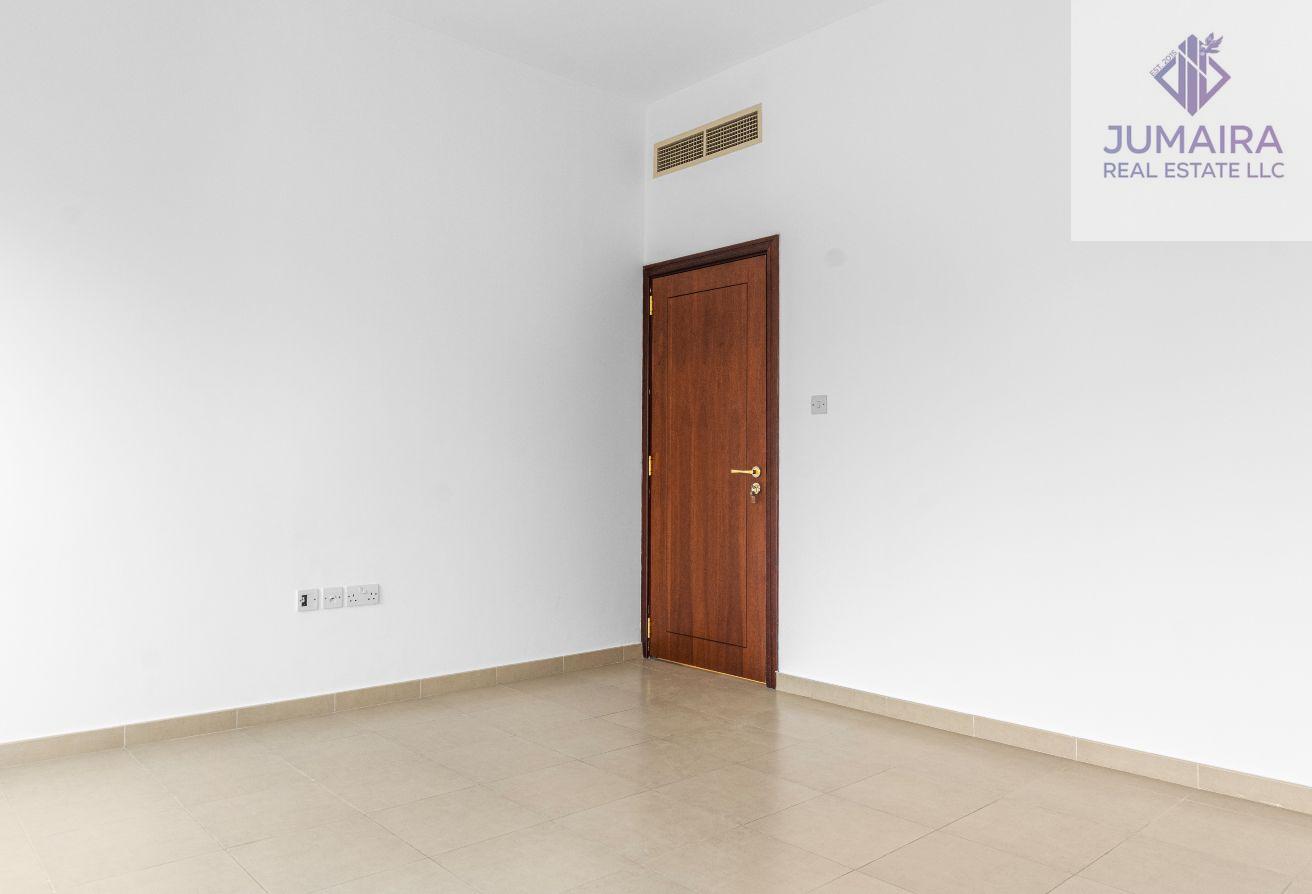 4 Bedroom Townhouse | Private Pool | For Sale