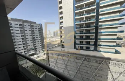 Apartment - 2 Bedrooms - 2 Bathrooms for rent in Hamza Tower - Dubai Sports City - Dubai