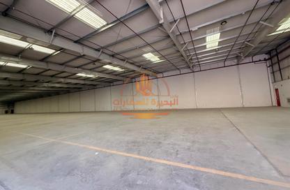 Warehouse - Studio - 3 Bathrooms for rent in Ali Mousa Building - Al Sajaa Industrial - Al Sajaa - Sharjah