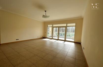 Apartment - 2 - 4 for rent in Al Hamri - Shoreline Apartments - Palm Jumeirah - Dubai