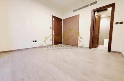 Apartment - 1 Bedroom - 2 Bathrooms for rent in Saleh Residence 3 - Jumeirah Garden City - Al Satwa - Dubai