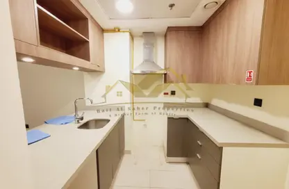 Apartment - 1 Bedroom - 2 Bathrooms for rent in Saleh Residence 3 - Jumeirah Garden City - Al Satwa - Dubai