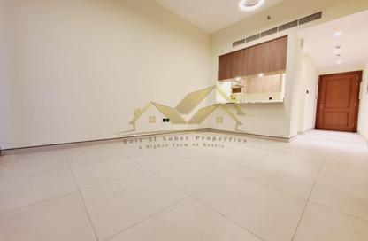Apartment - 1 Bedroom - 2 Bathrooms for rent in Saleh Residence 3 - Jumeirah Garden City - Al Satwa - Dubai
