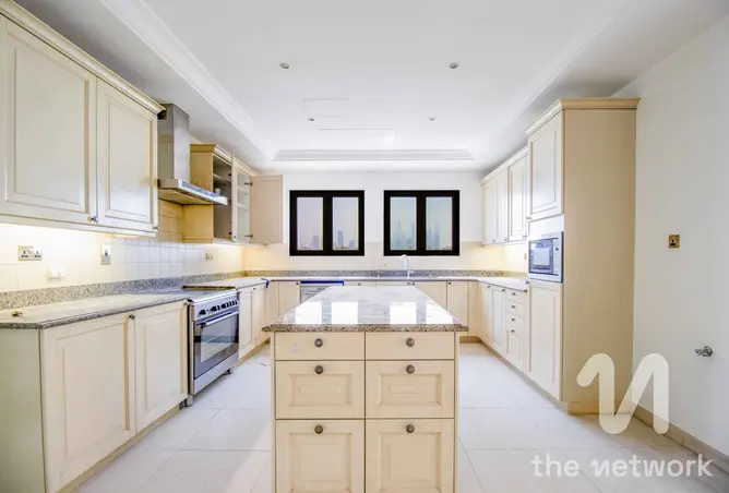 160077668 - Property Image 3