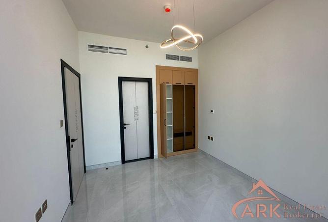 53591741 - Property Image 3