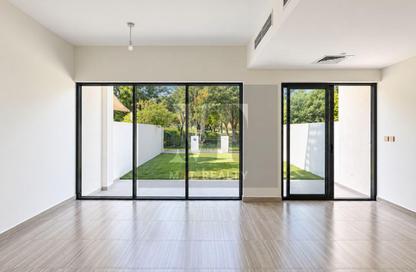 Townhouse - 4 - 3 for rent in Park Residence 1 - Park Residences - Damac Hills - Dubai