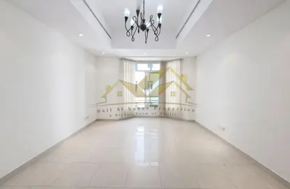 شقة - غرفة نوم - 2 حمامات للايجار في الحضيبة - السطوة - دبي