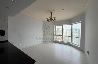 Apartment - 1 Bedroom - 1 Bathroom for rent in Al Majaz 3 - Al Majaz - Sharjah Apartment - 1 Bedroom - 1 Bathroom for rent in Al Majaz 3 - Al Majaz - Sharjah